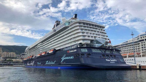 TUI Cruises sets sail from Genoa