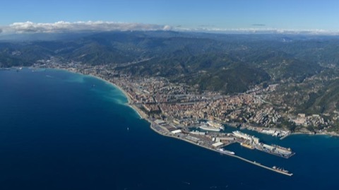 Nuova disciplina della navigazione nel porto di Savona-Vado