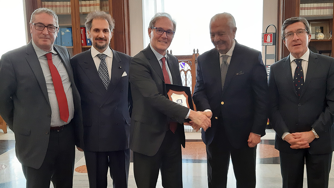 The Chilean Ambassador to Italy meets with President Signorini