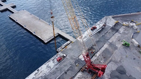 A Vado Ligure proseguono i lavori di ripristino del Pontile Bricchetto