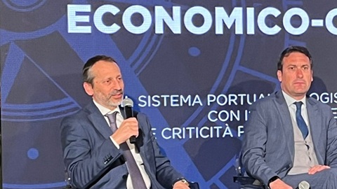 Piani regolatori portuali, Paroli al Forum di Rapallo: “Servono regole più snelle per restare competitivi”